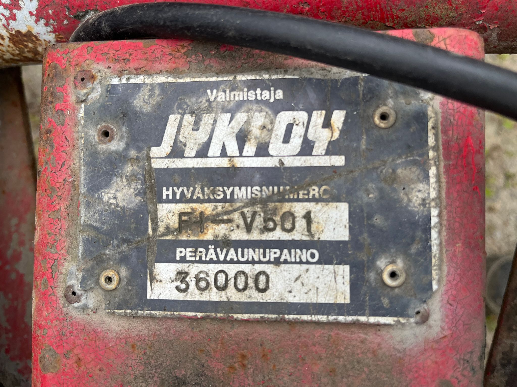 Image 10/16