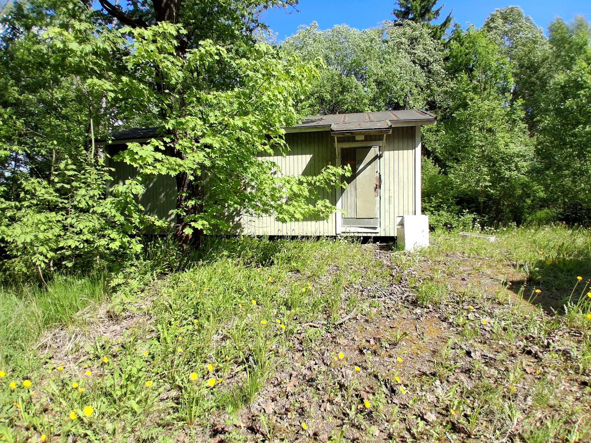 Image 1/8