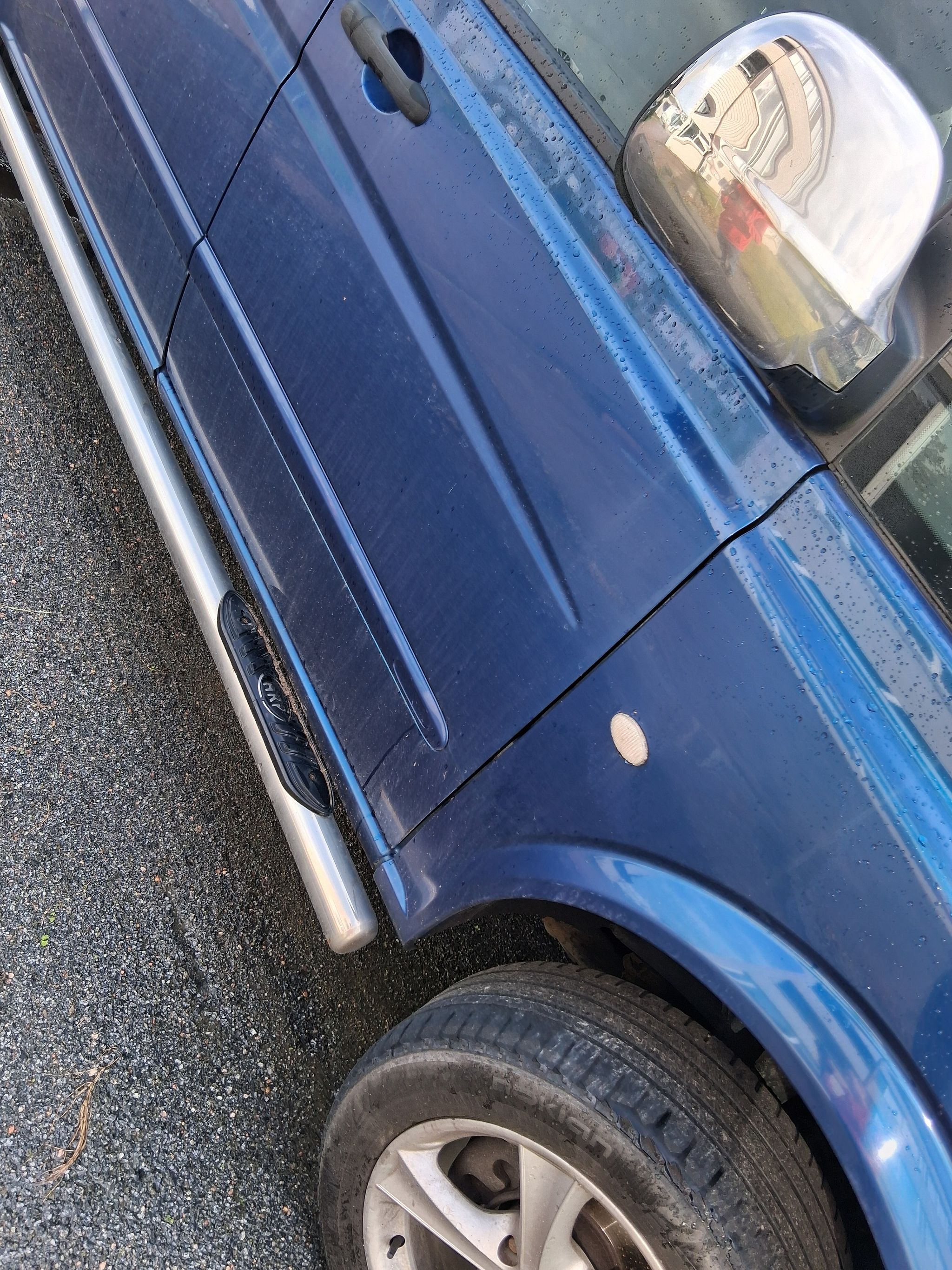 Image 3/40