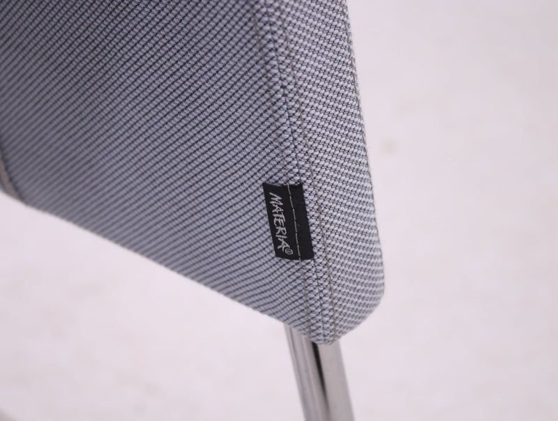 Image 4/12