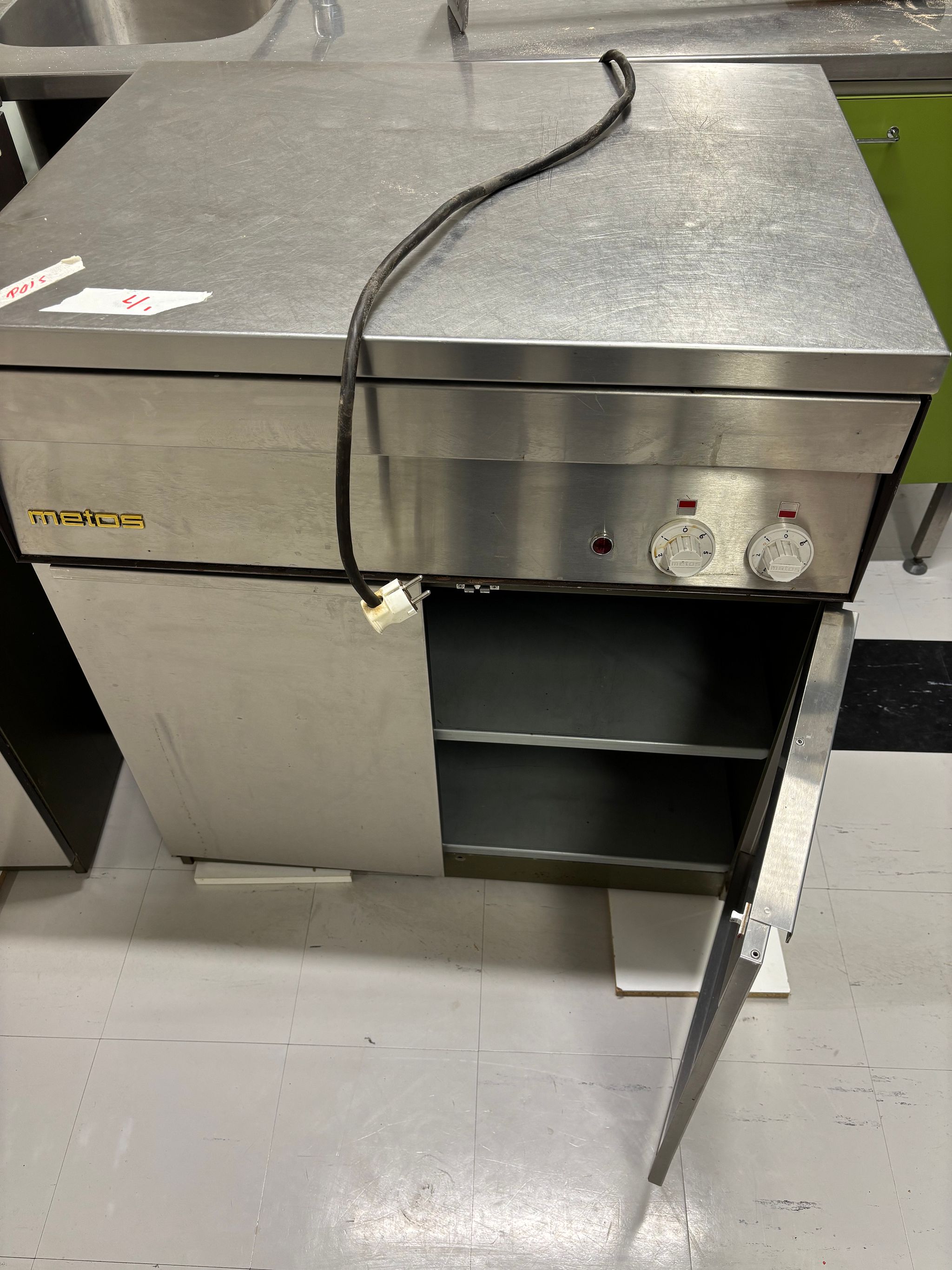 Image 1/2
