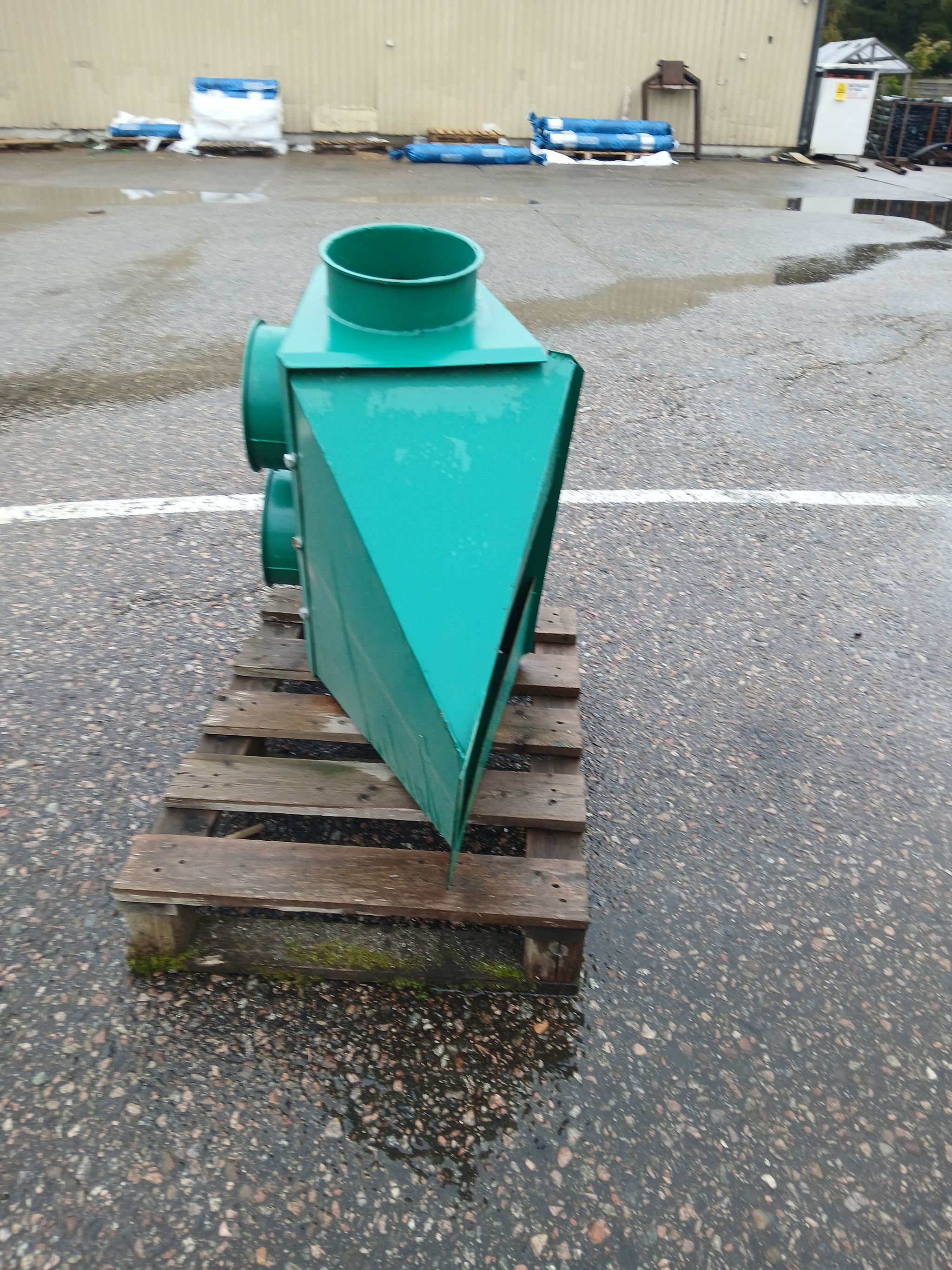 Image 3/9