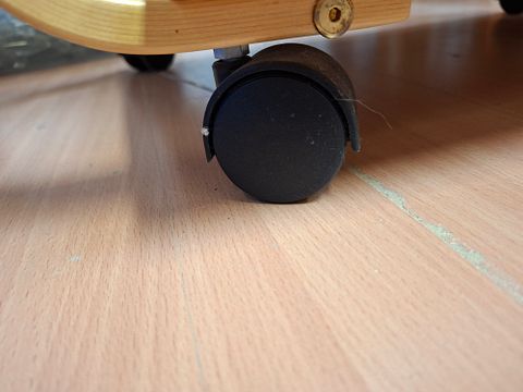 Image 6/9