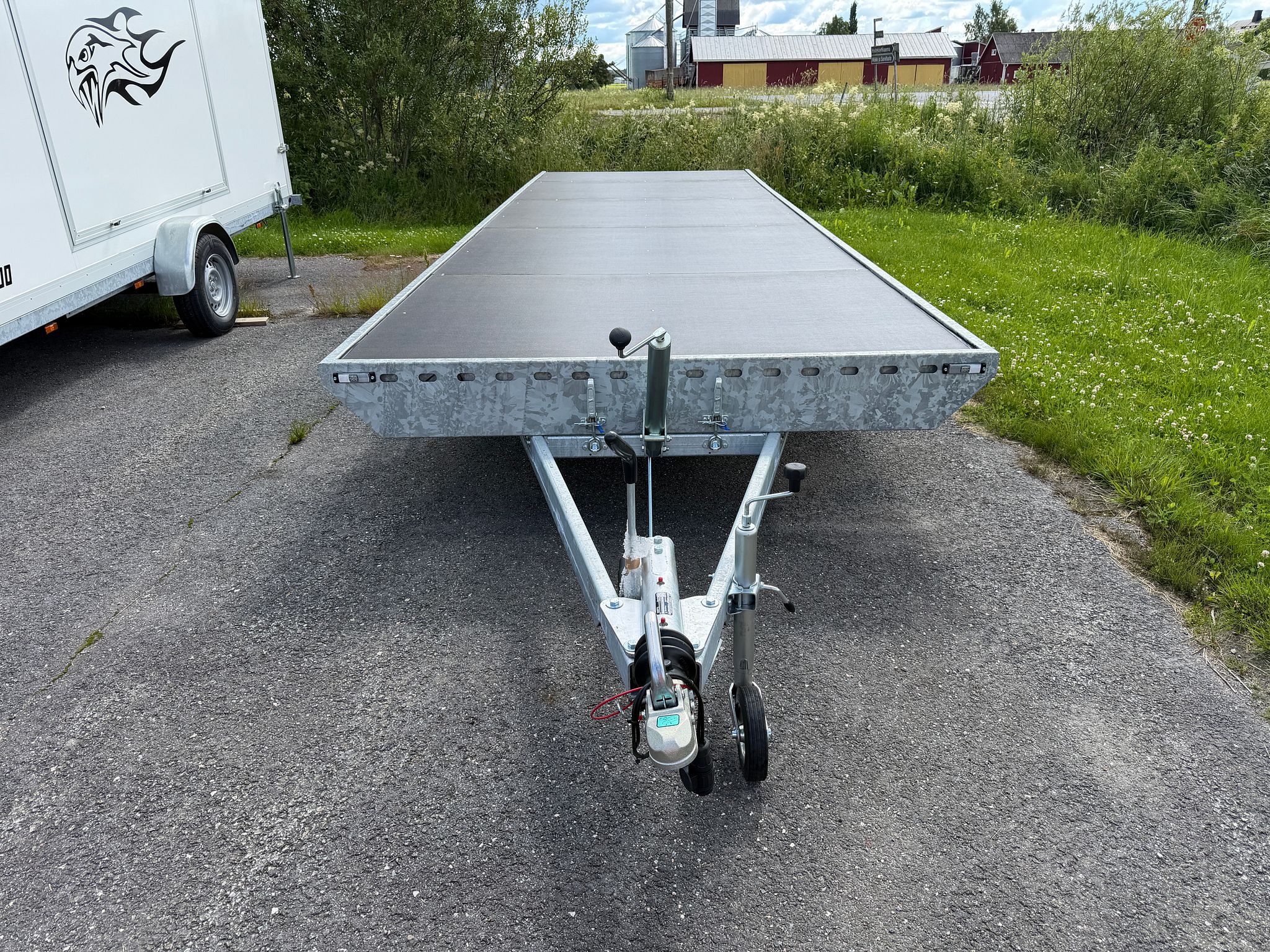 Image 3/20