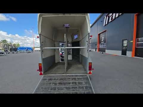 Image 2/20