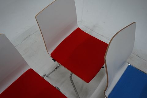 Image 3/9
