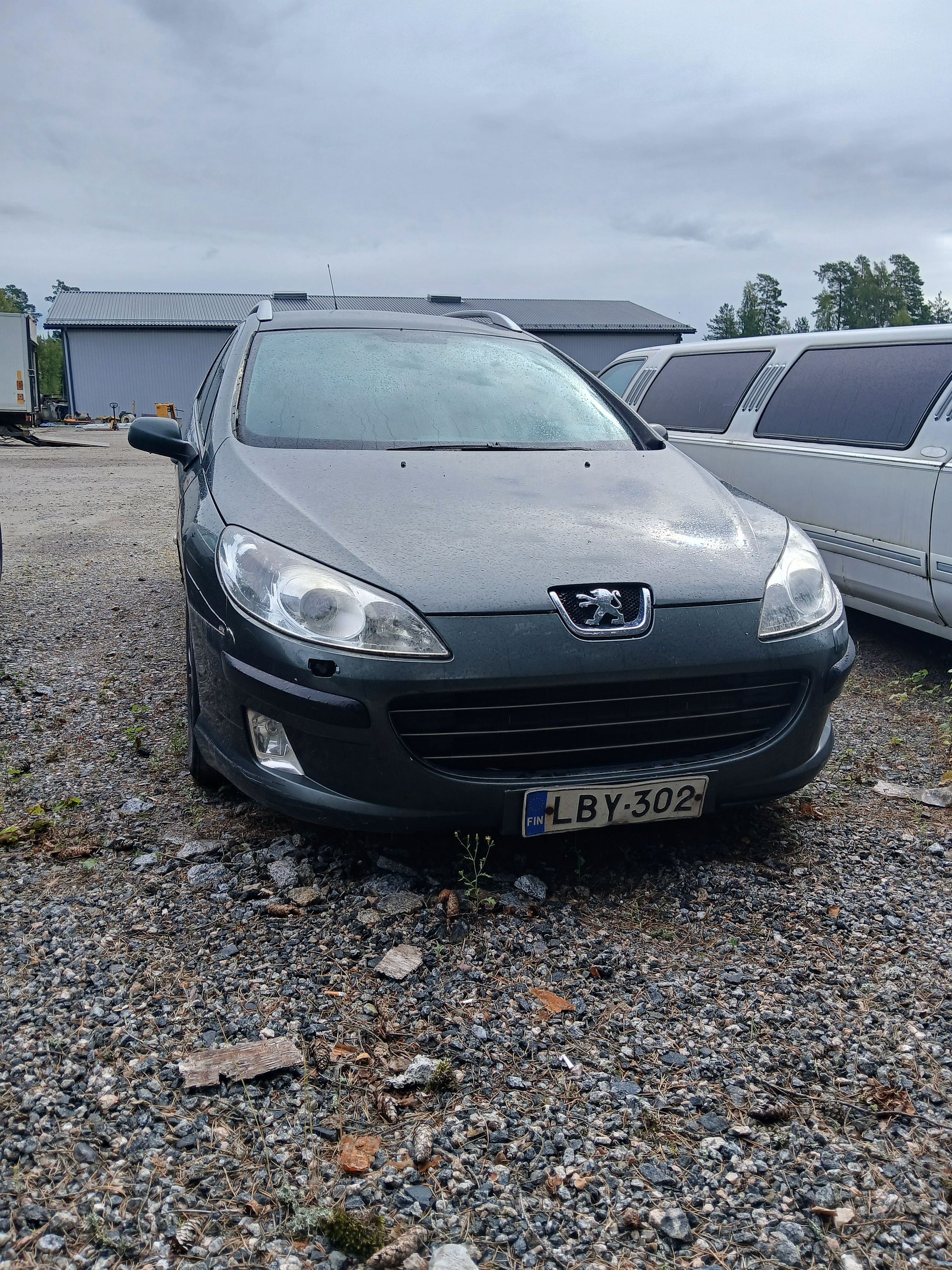 Image 2/7