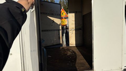 Image 12/29