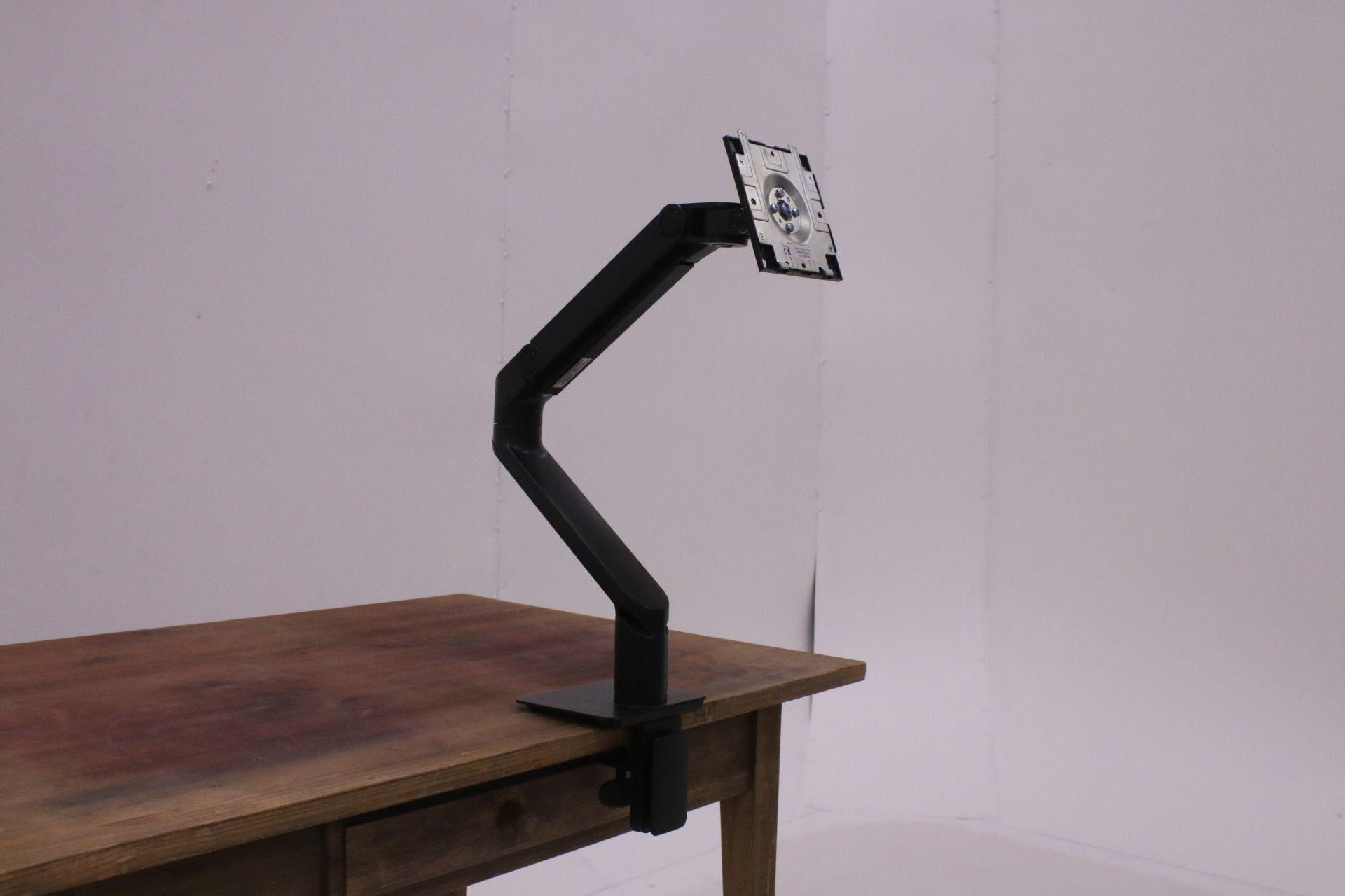 Image 2/6