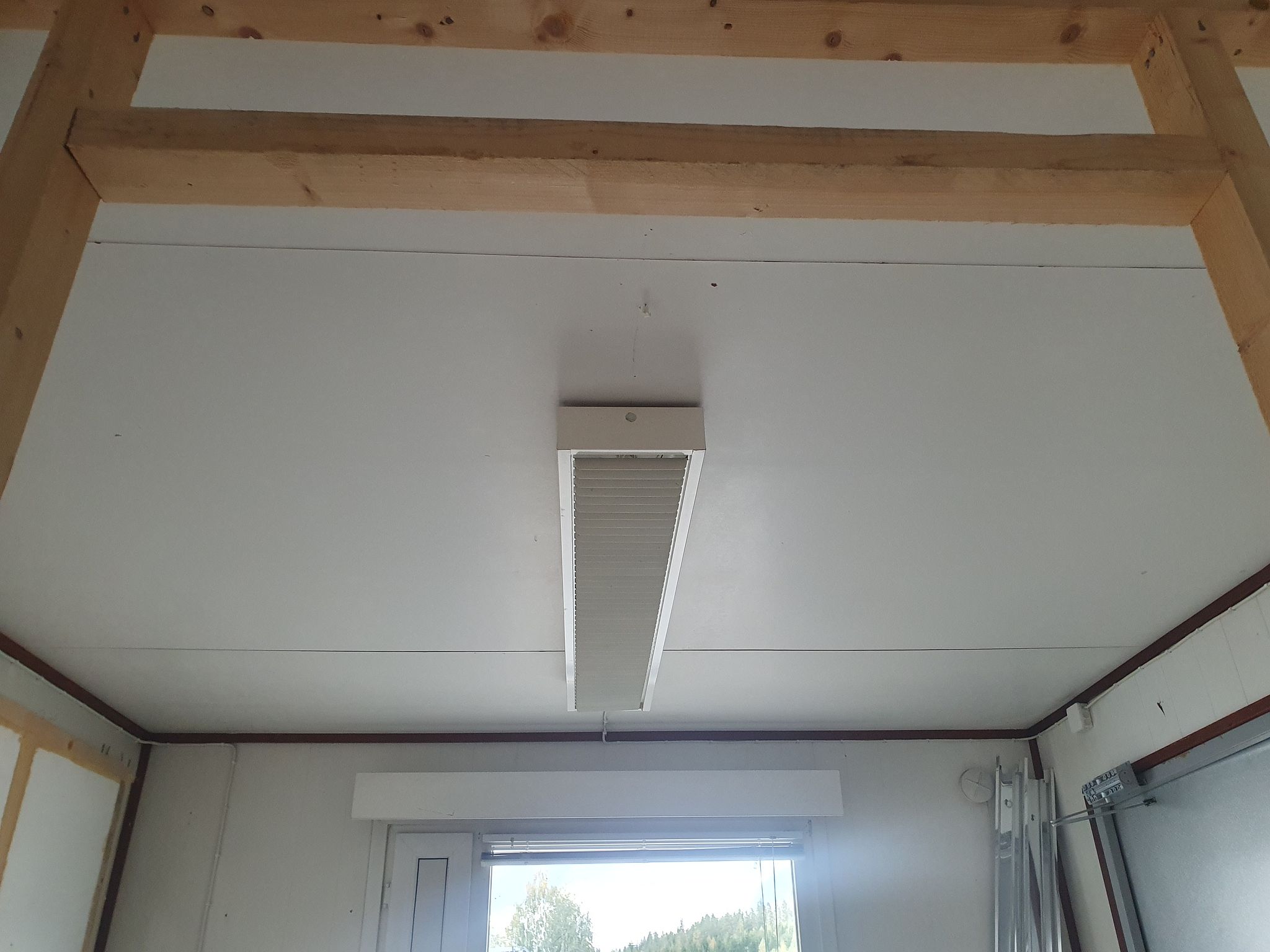 Image 8/13