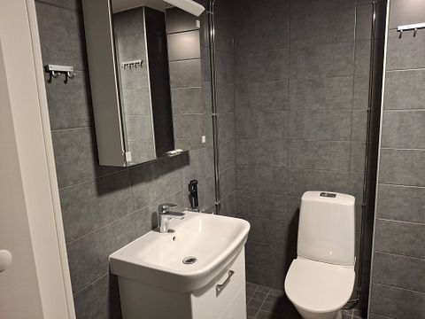 Image 12/14