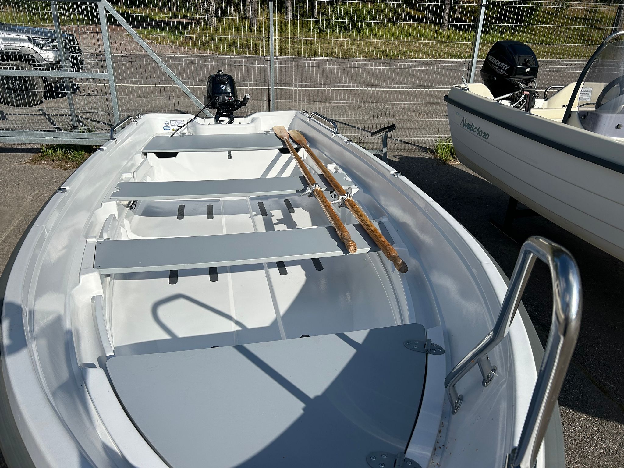 Image 7/7