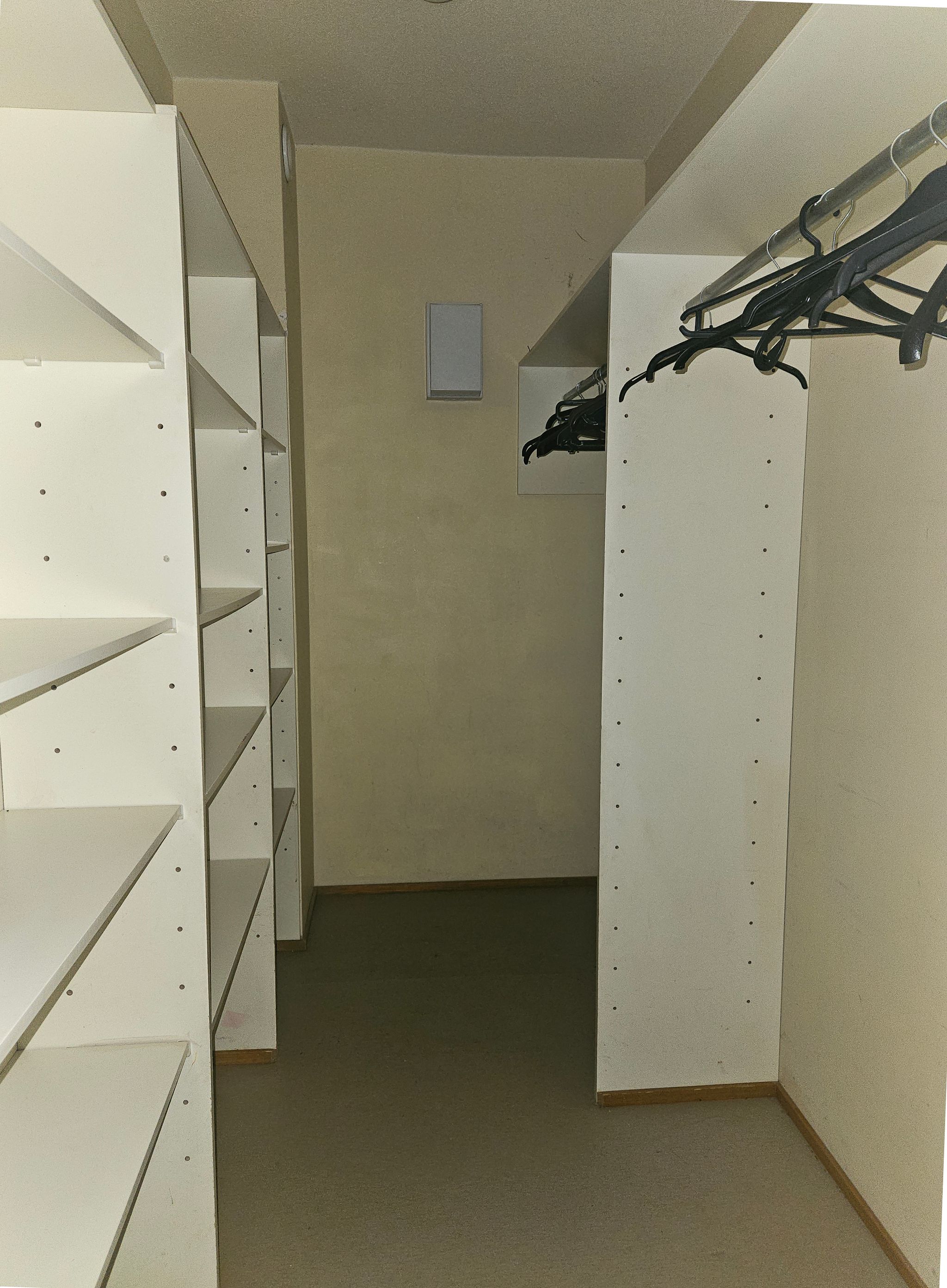 Image 6/13
