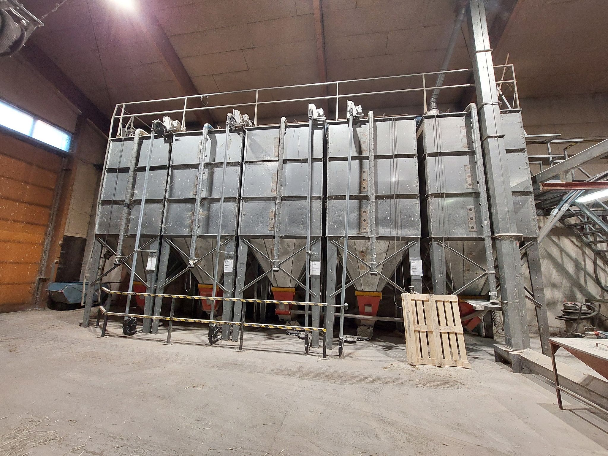 Image 1/7