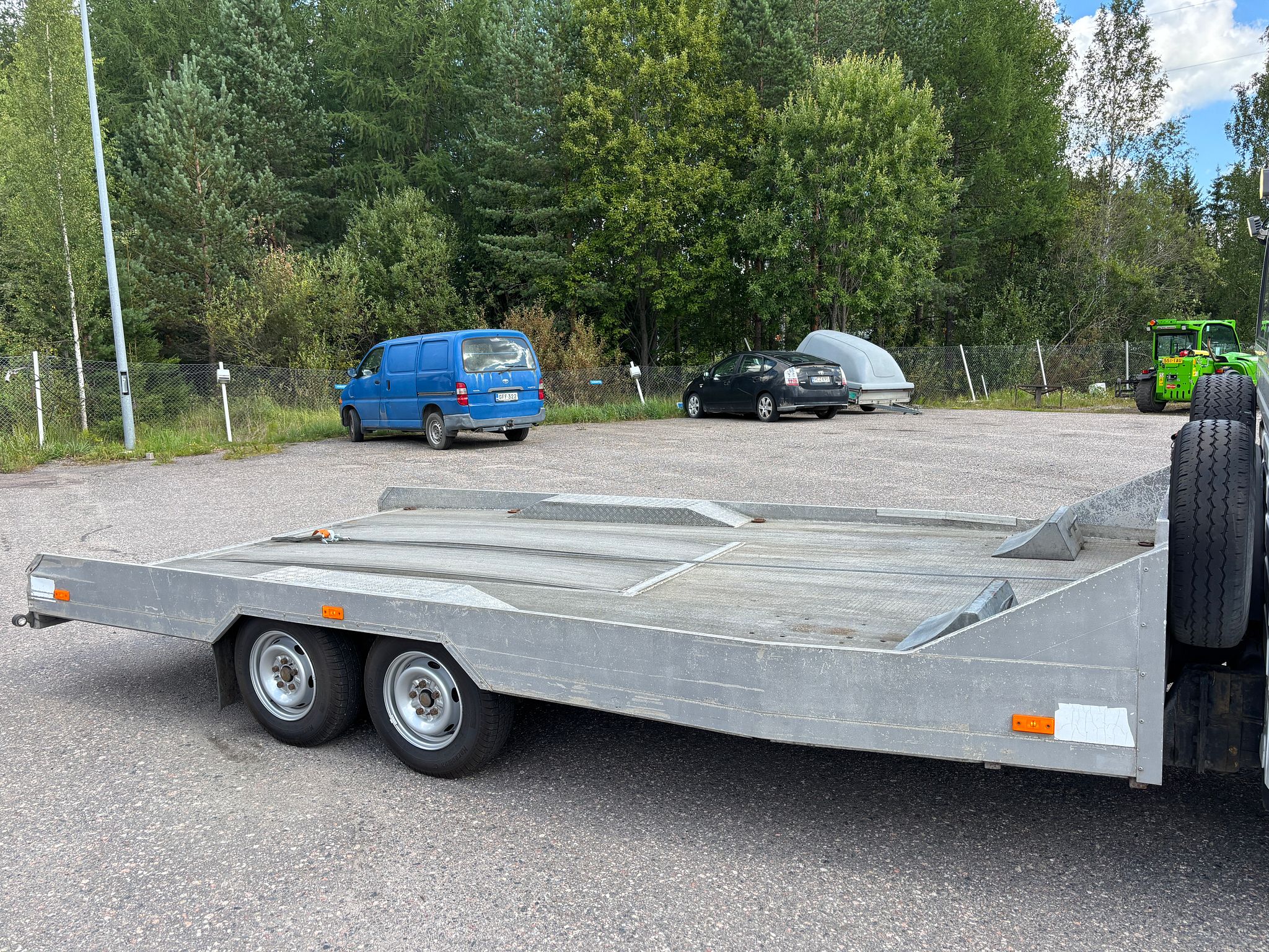 Image 13/67