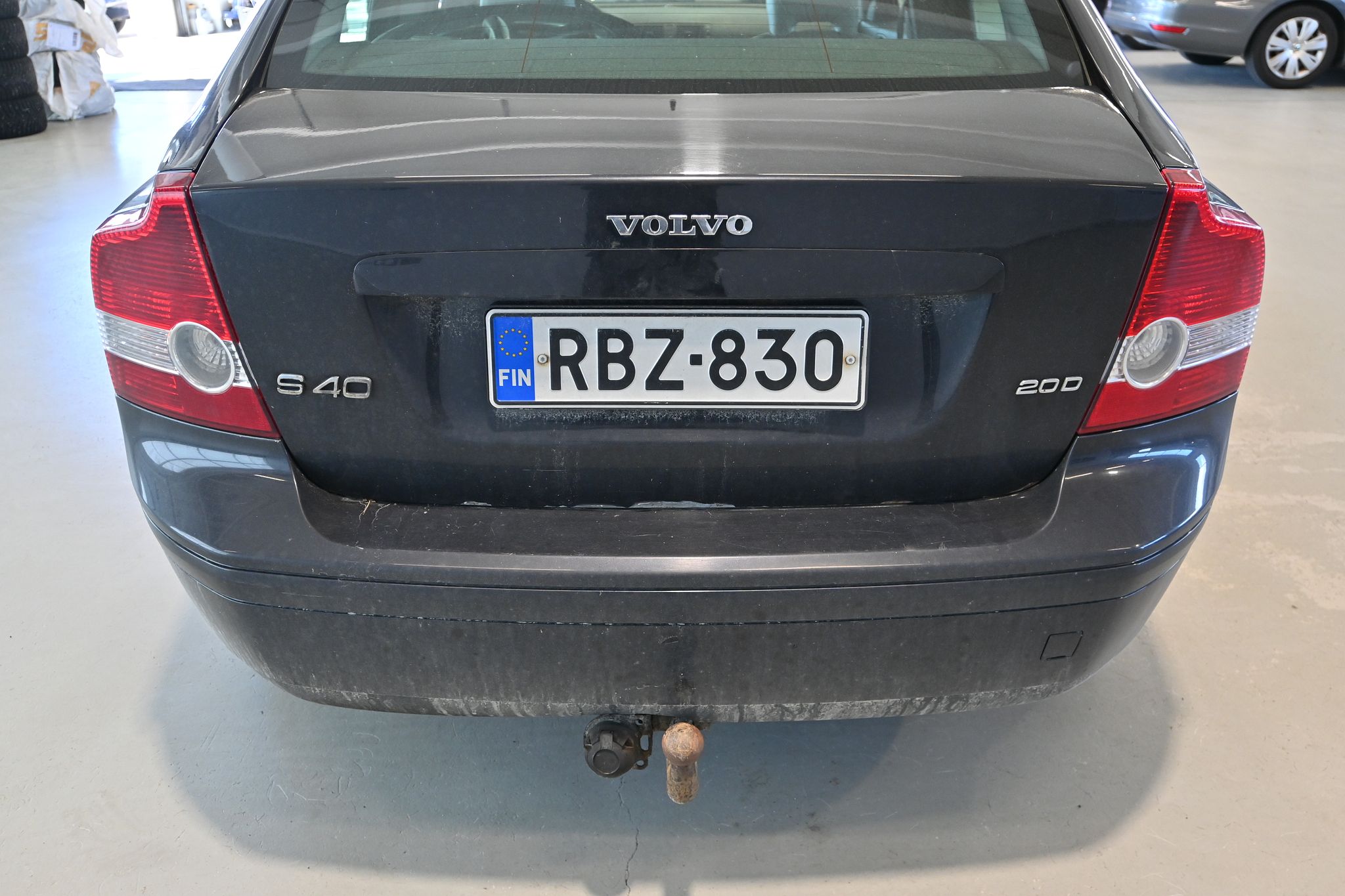 Image 10/36