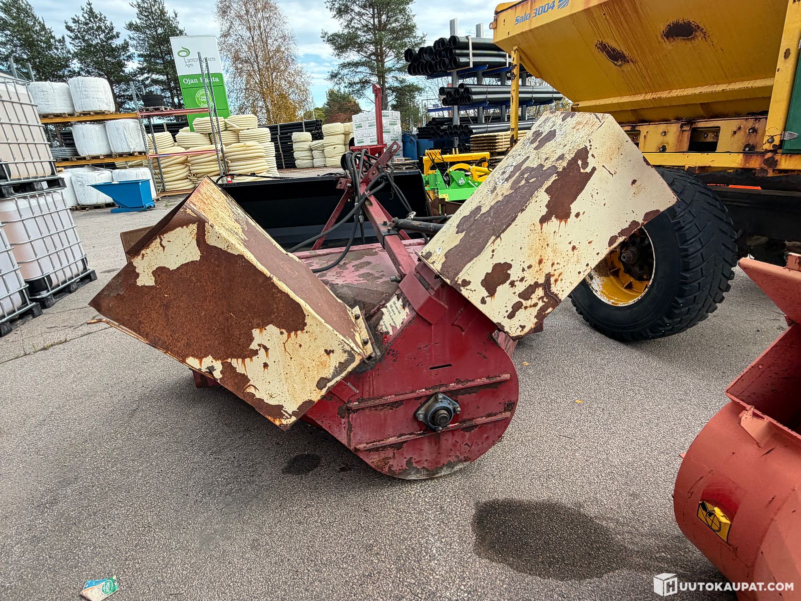 TR240 Traktorin lumilinko, Ylivieska的来源图片