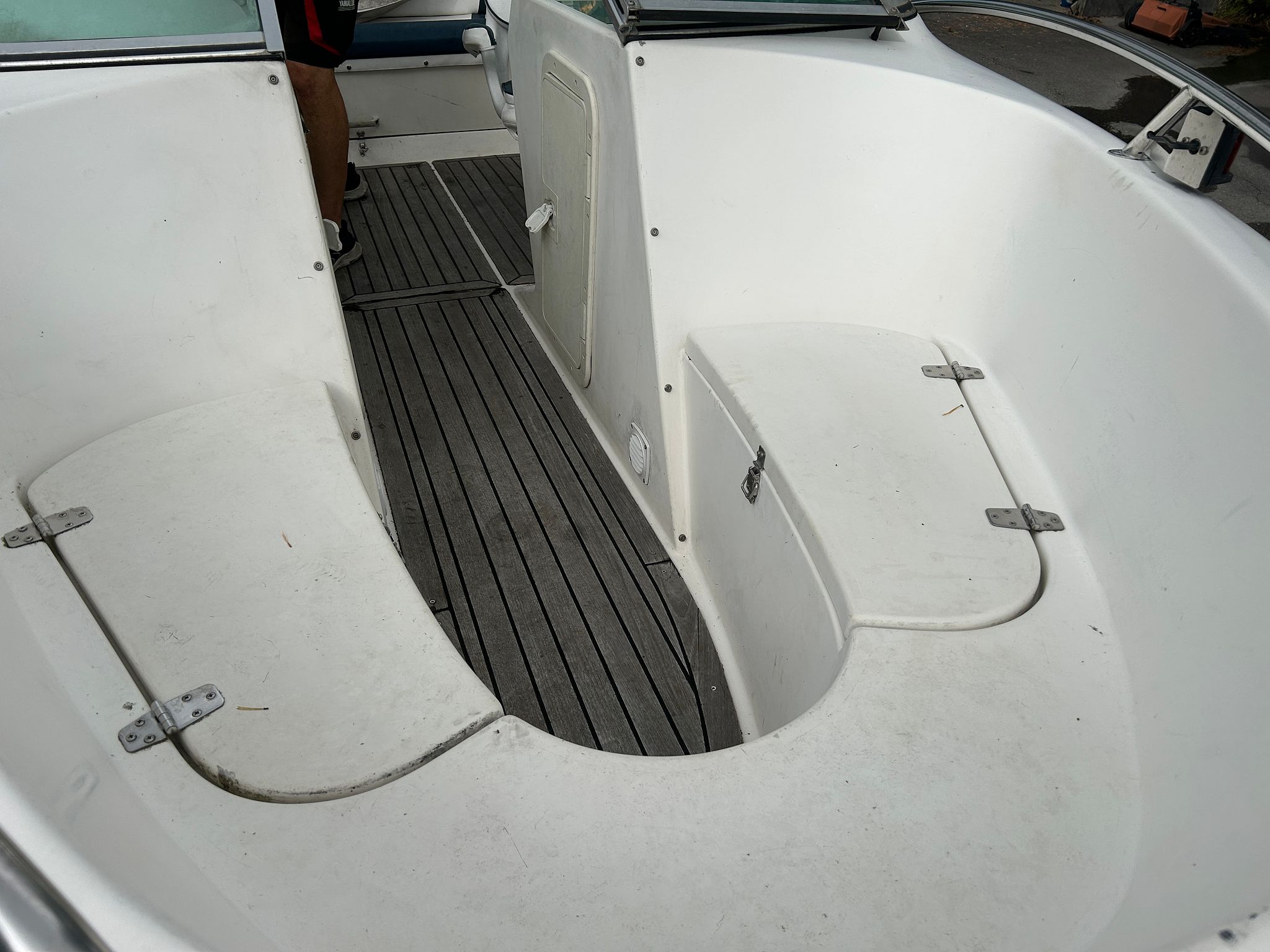 Image 6/20