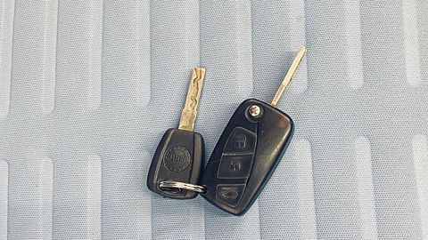 Image 24/30