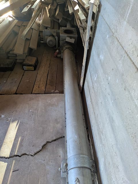Image 7/12