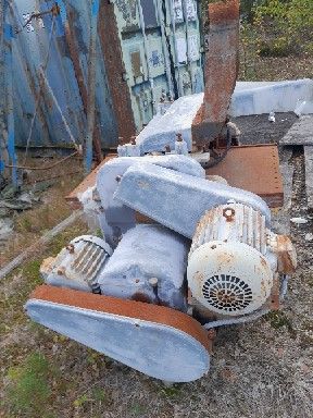 Image 1/2