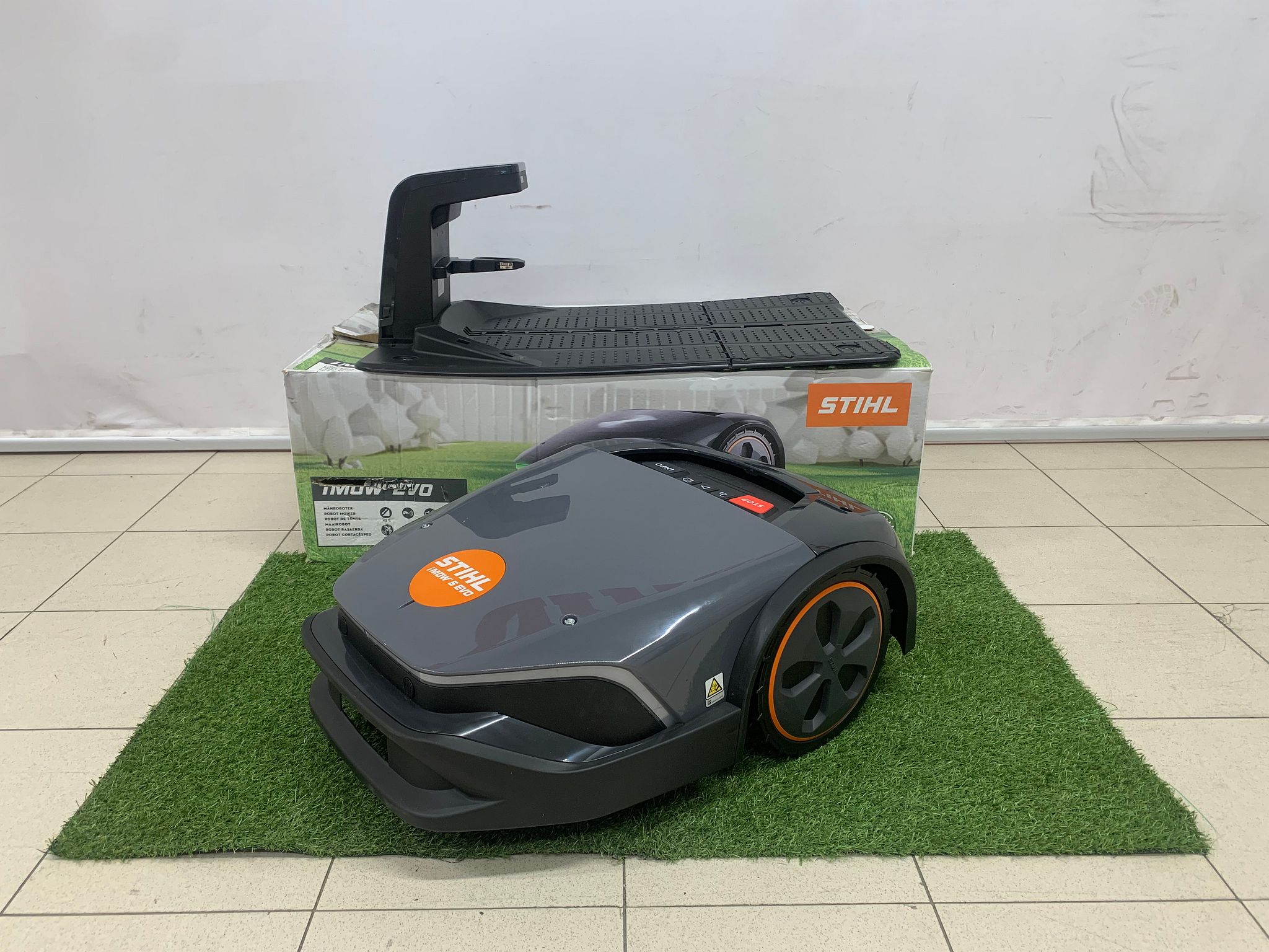 Image 1/7