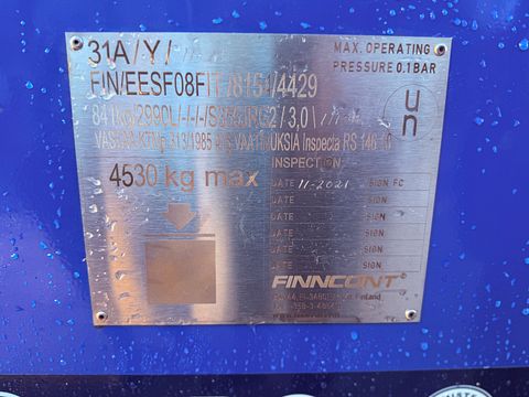 Image 3/7