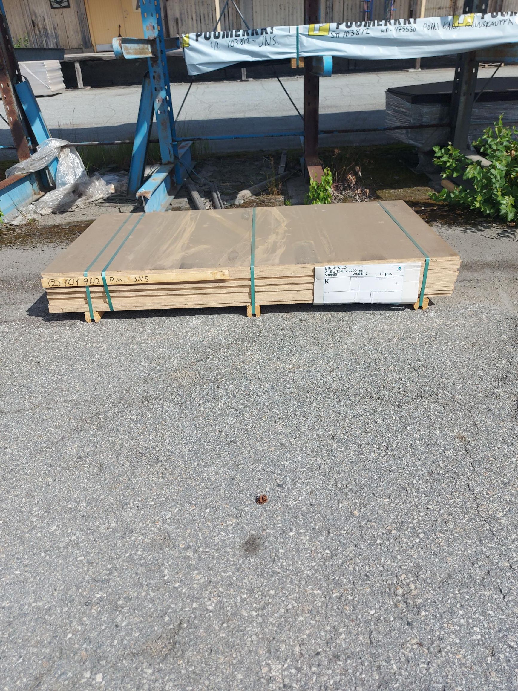 Image 3/3