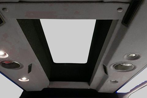 Image 23/54