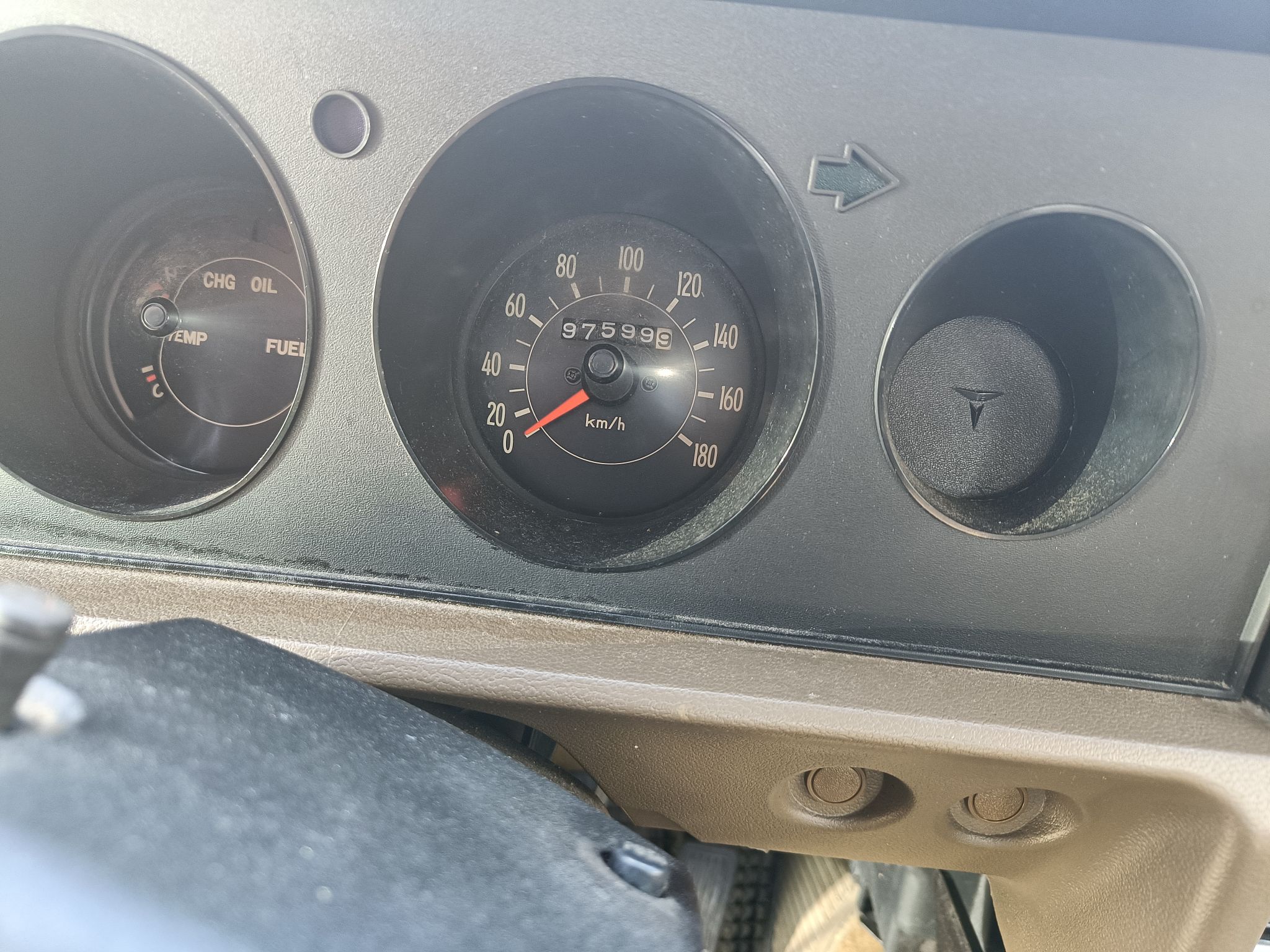 Image 4/28