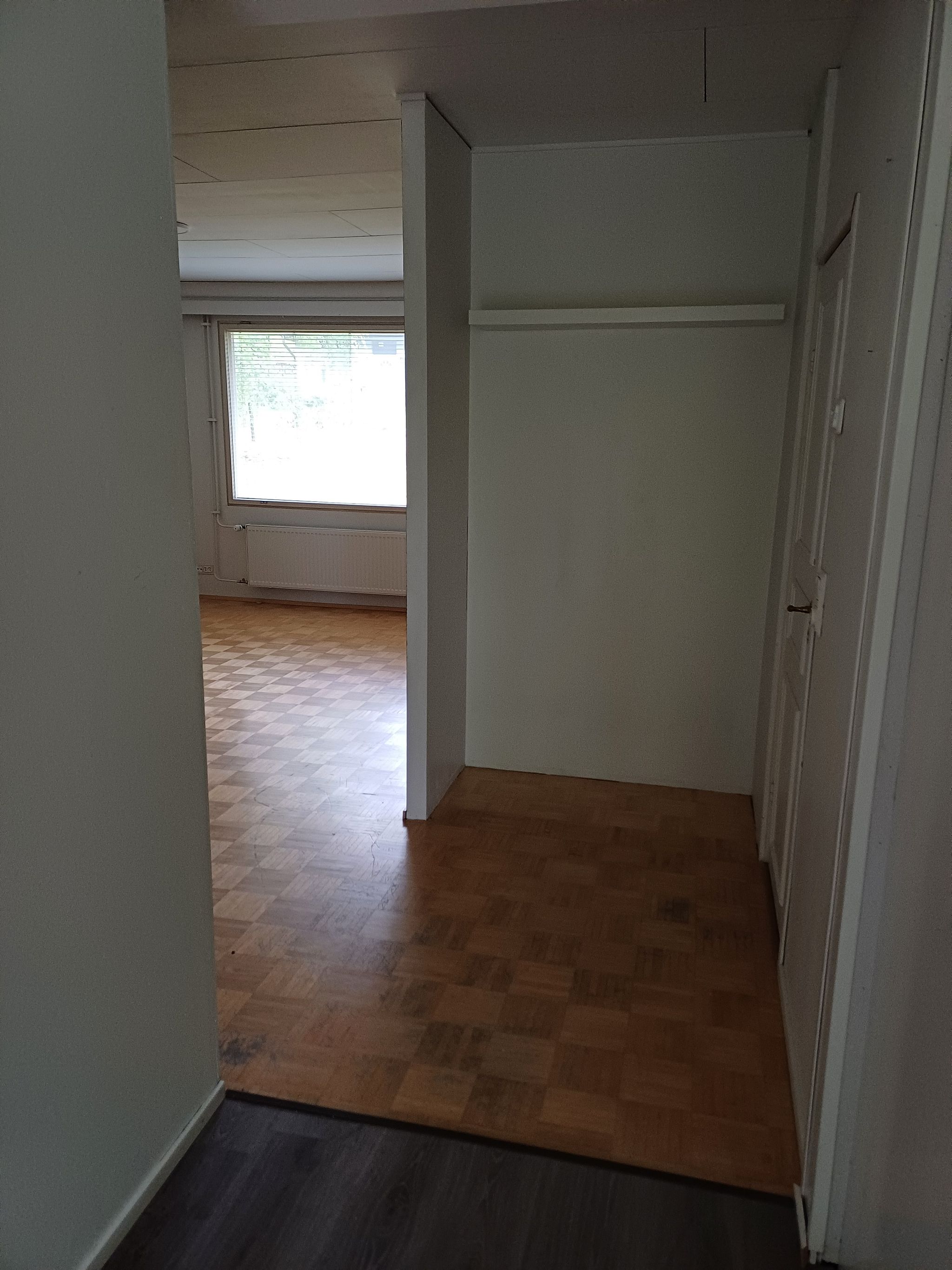 Image 14/20