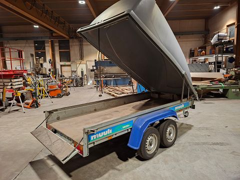Image 4/10