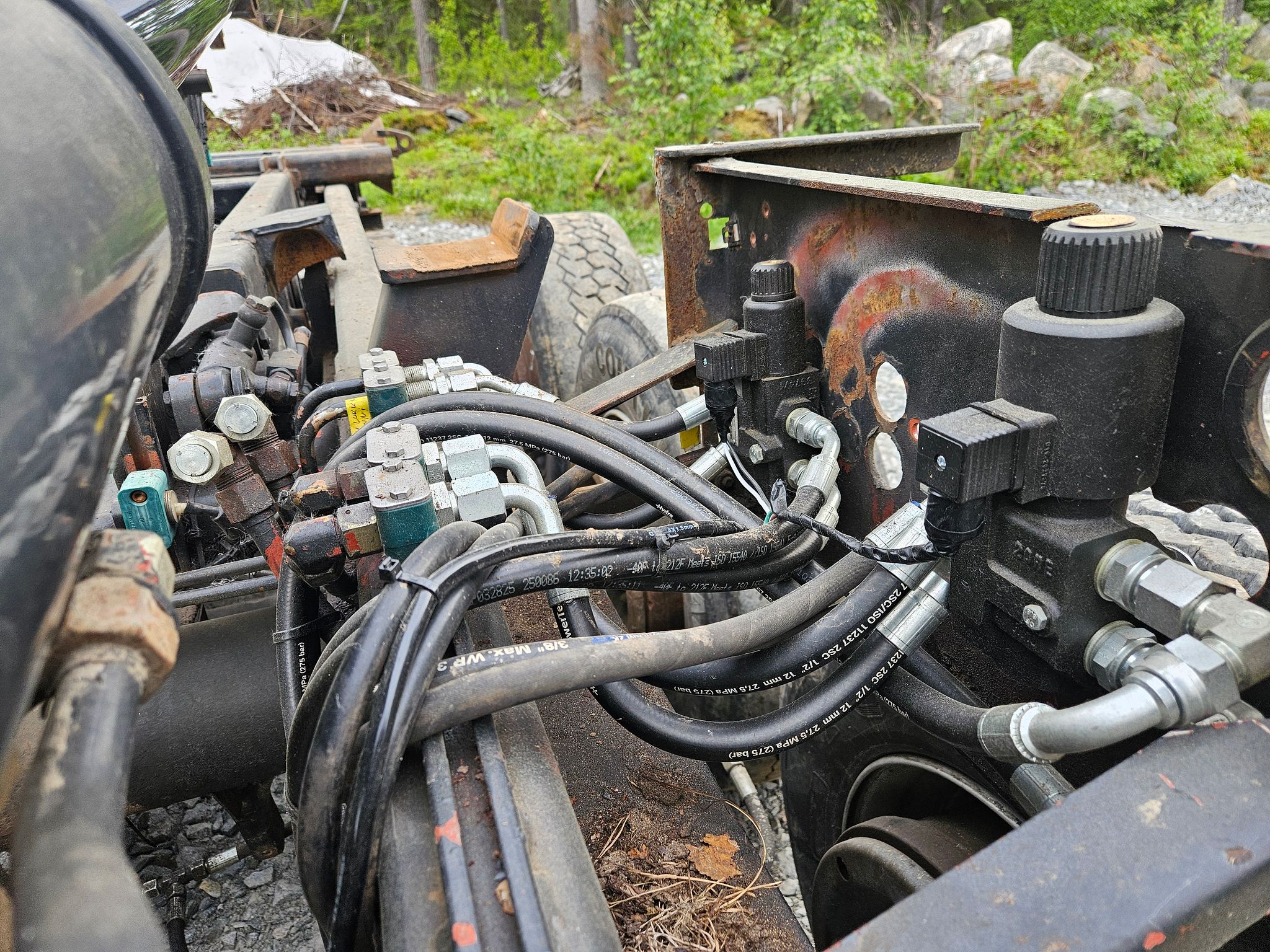 Image 6/15