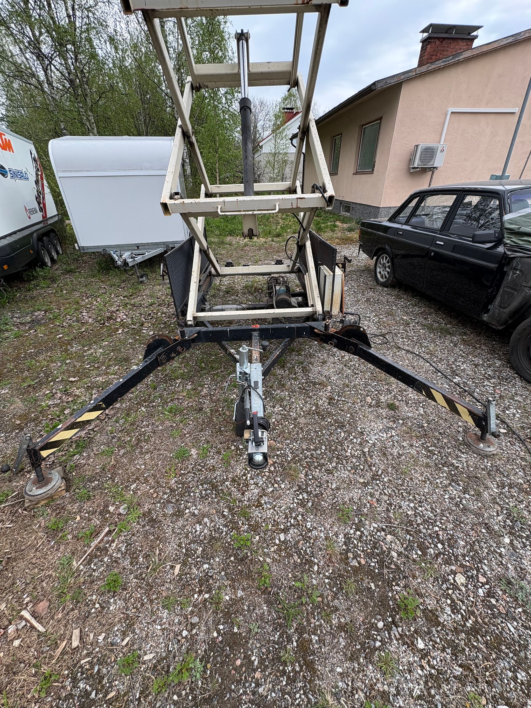 Image 3/16