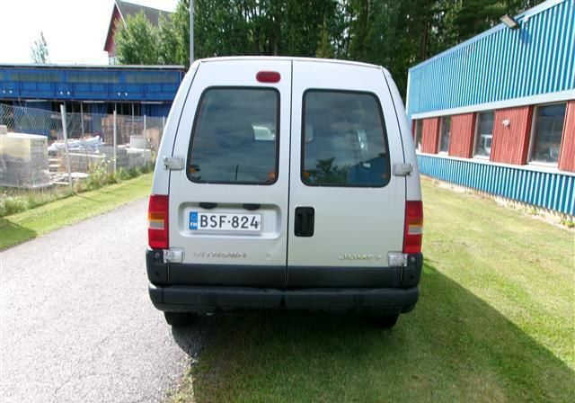 Image 3/9