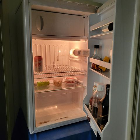 Image 1/6