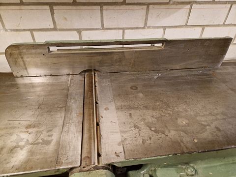 Image 5/10