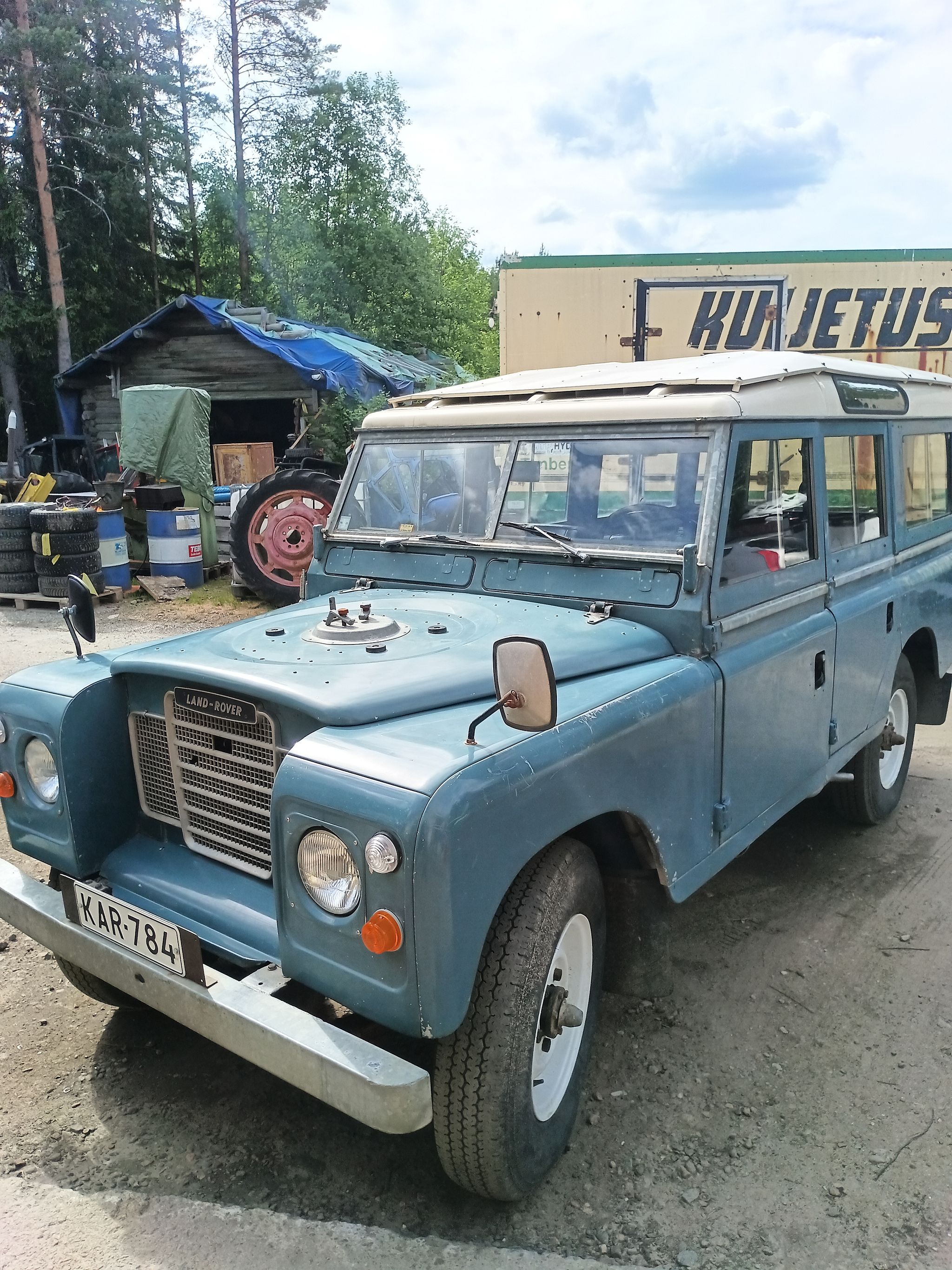 Image 1/10
