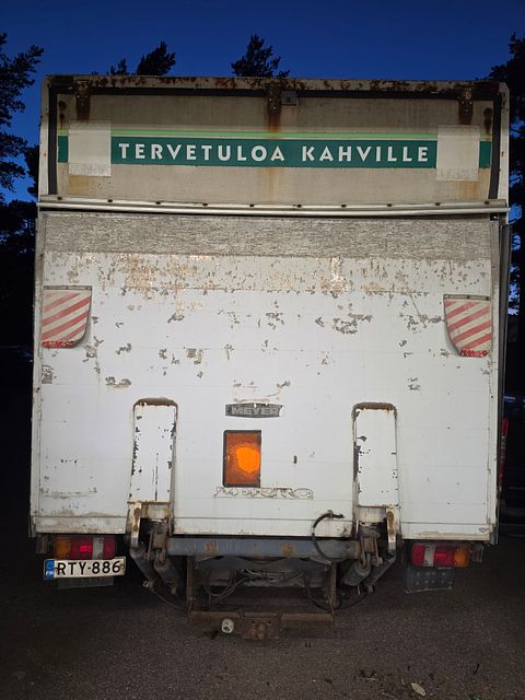 Image 23/25