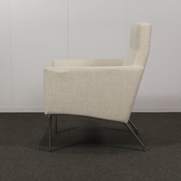 Image 3/8