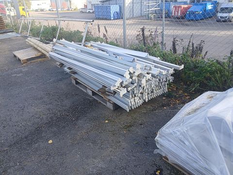 Image 6/6