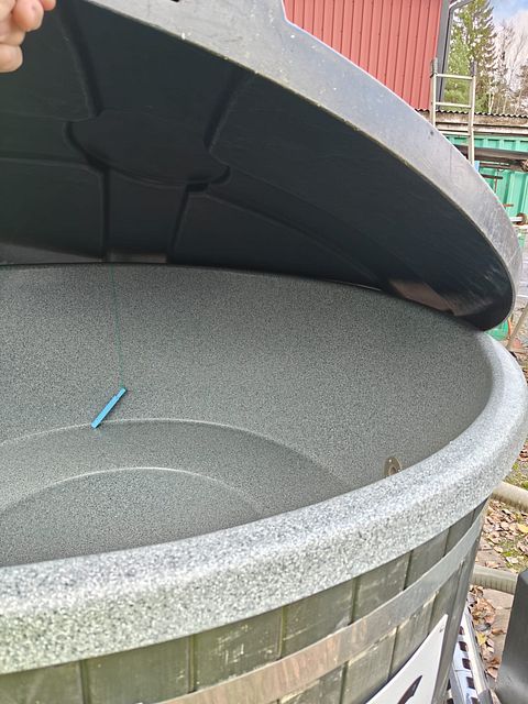 Image 2/2