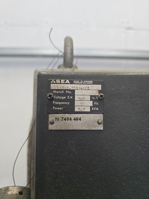 Image 27/29