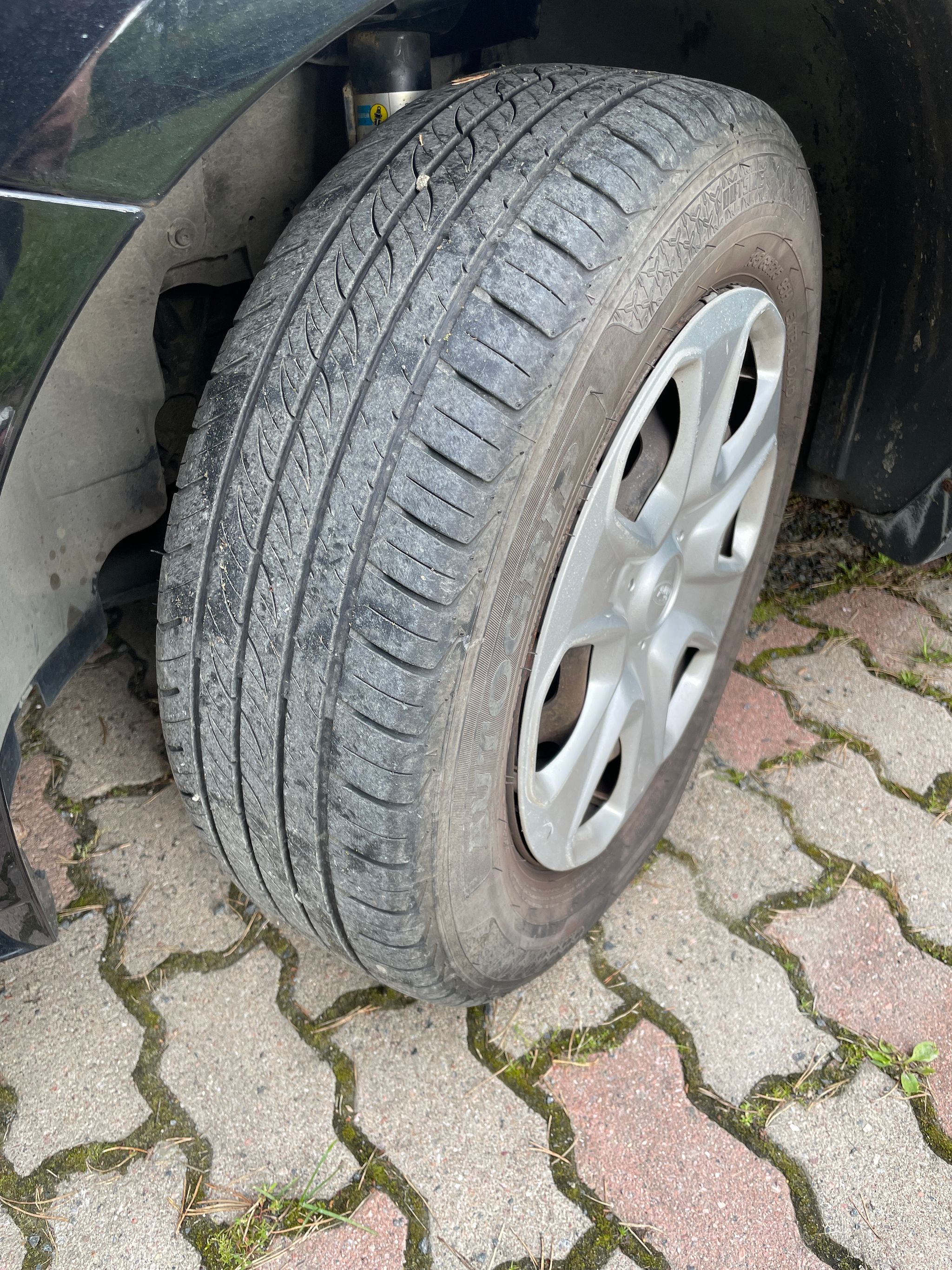 Image 12/16