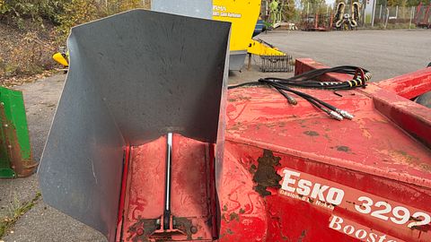 Image 4/10