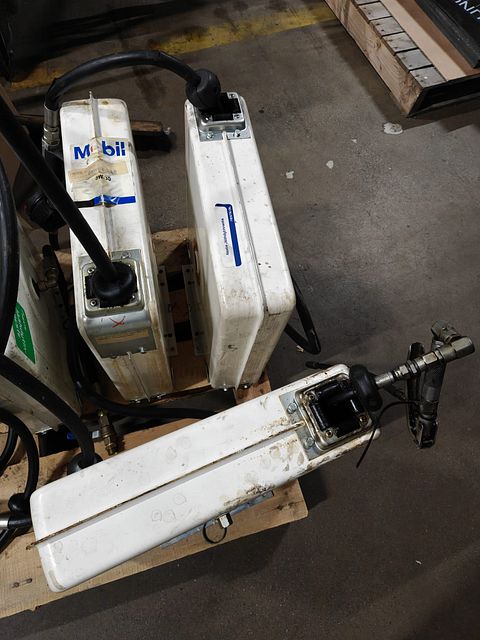 Image 1/5