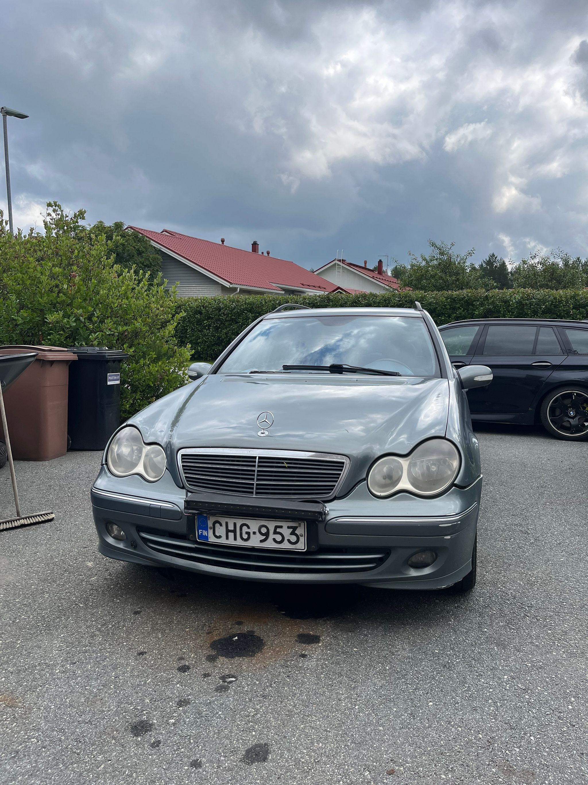 Image 2/12