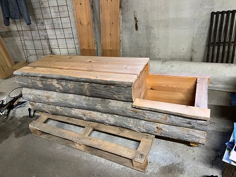 Image 2/23