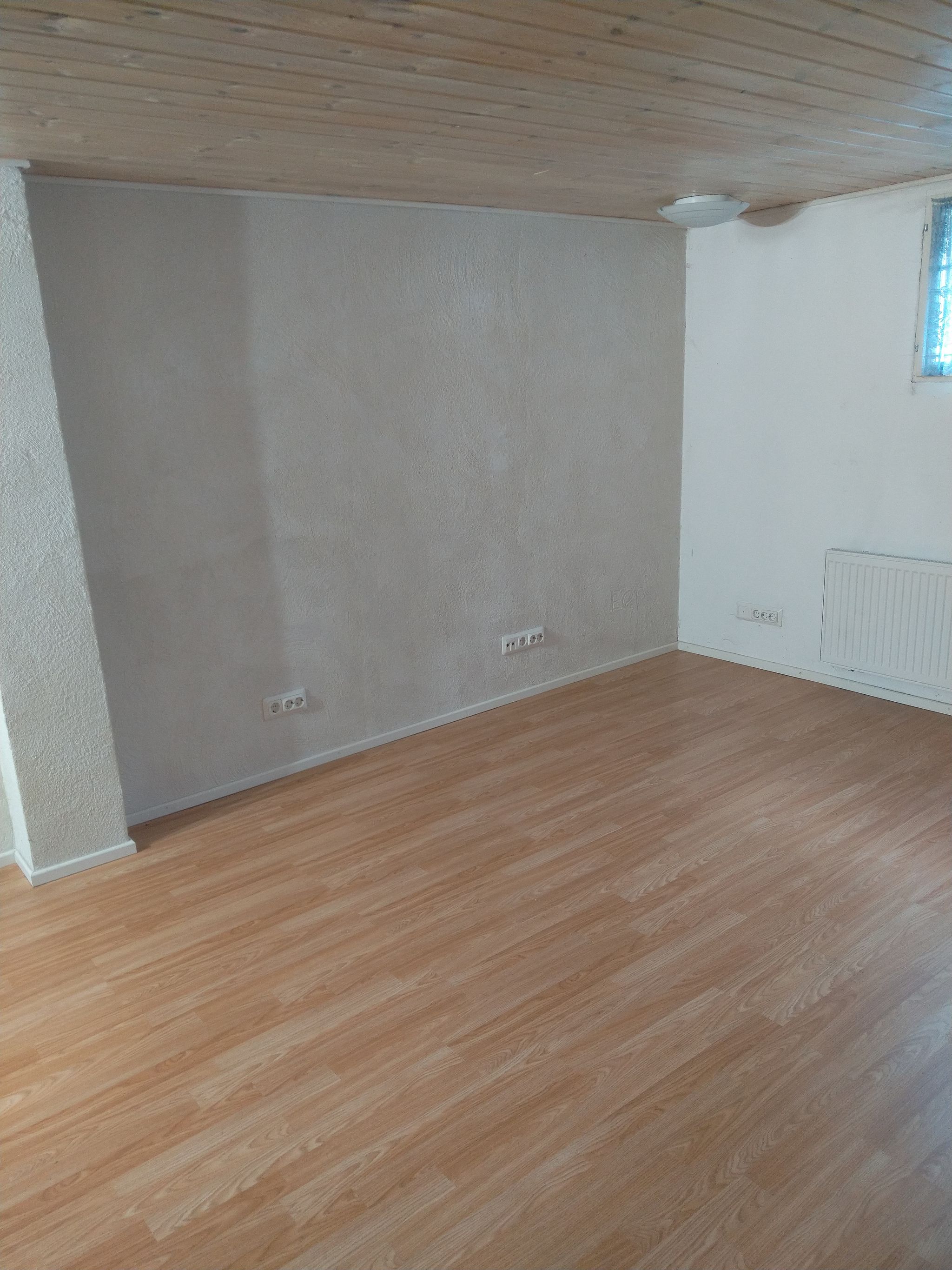 Image 11/19