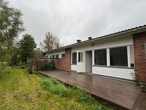 Image 14/56